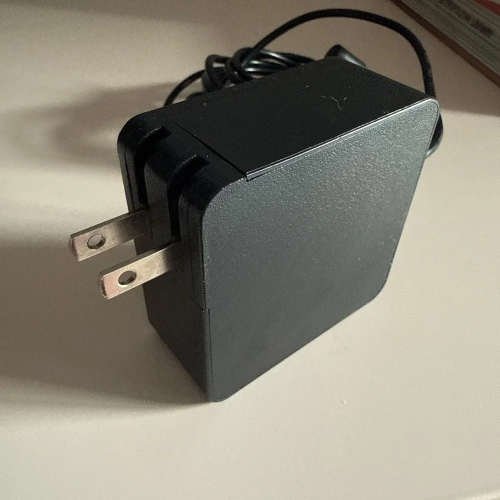 Genuine Lenovo IdeaPad AC Power Adapter 330S-15ARR 20V 3.25A 65W ADP200325UZF